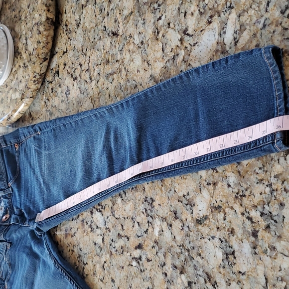 Express Zelda Low Rise Jeans - Picture 3 of 7